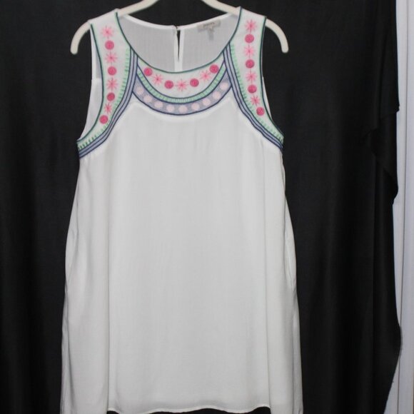 Jodifl White Rayon Embroidered Sleeveless Dress - Picture 10 of 15